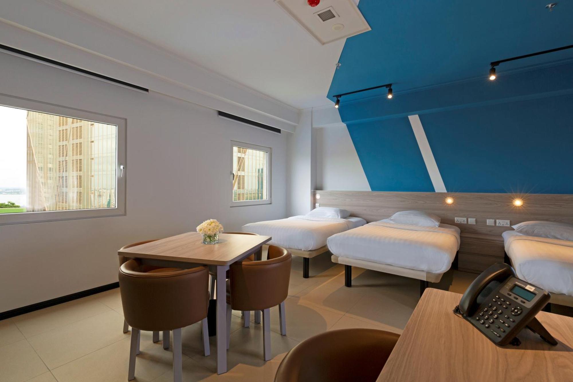 Ibis Budget Phnom Penh Riverside Esterno foto